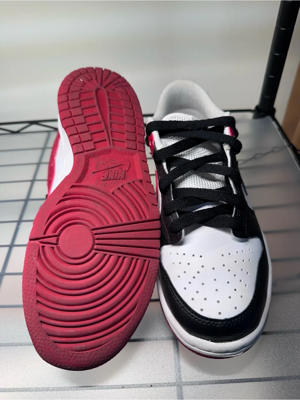 Nike classic low